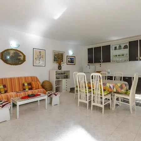 Soline - Two Bedroom With Terrace And Sea View فيلة مْليني